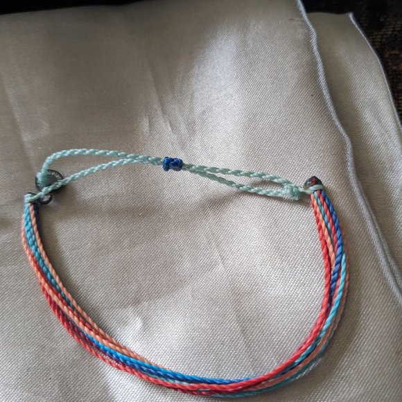 Out of the blue +3  Pura vida bracelets - Picture 4 of 5